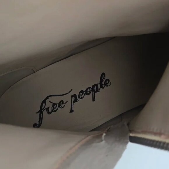 Free People Bowers Embroidered Bootie Bone Suede w/ silver Boots Fits 8.5 - Picture 7 of 11